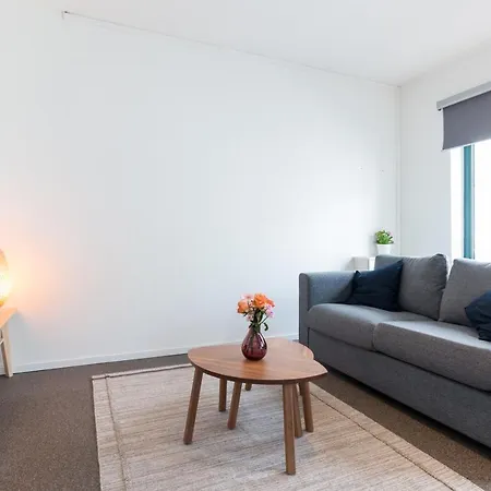 Cosy And Central City
